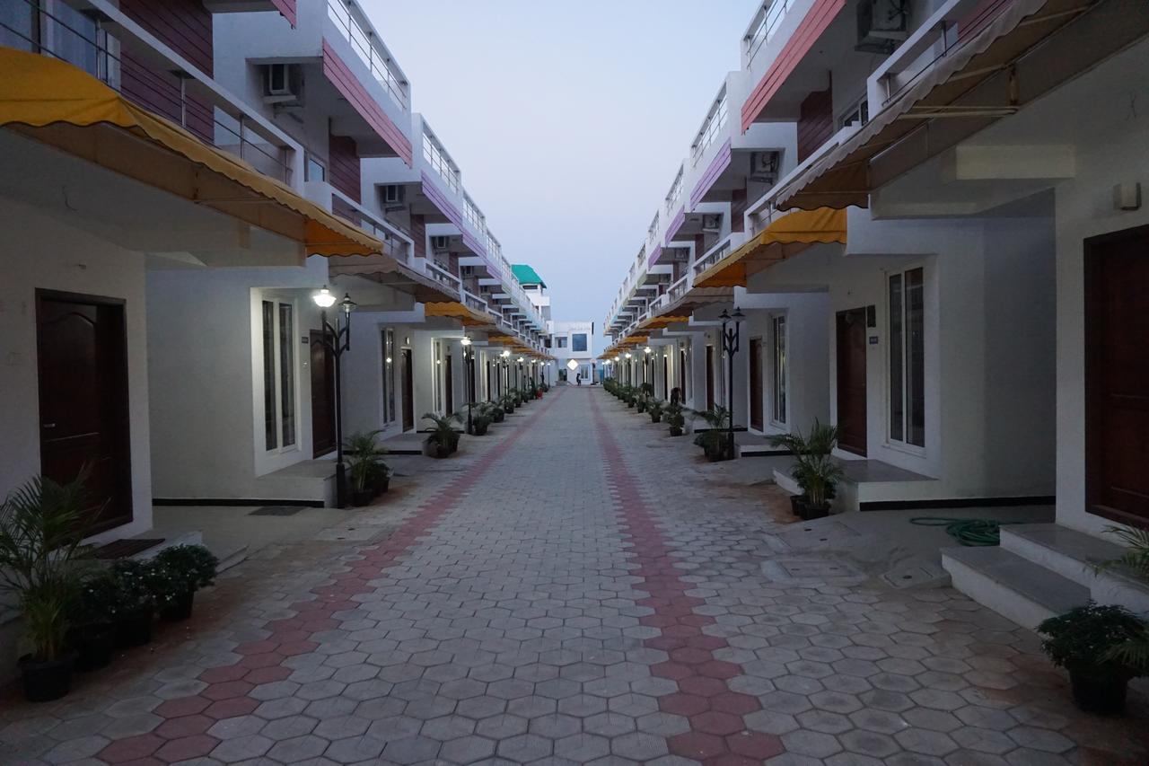 Kelambākkam Sea La Vie Covelong Beach Resort מראה חיצוני תמונה