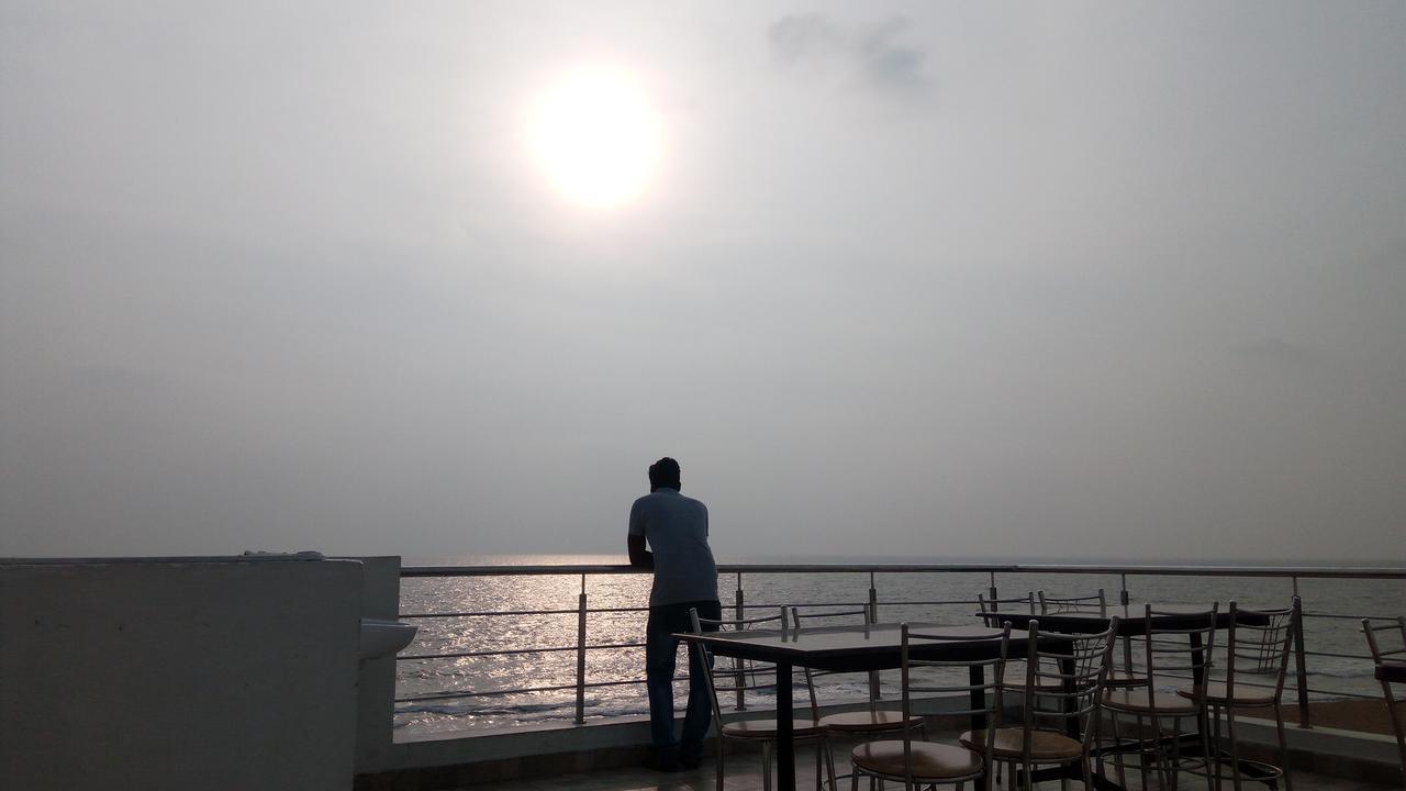 Kelambākkam Sea La Vie Covelong Beach Resort מראה חיצוני תמונה